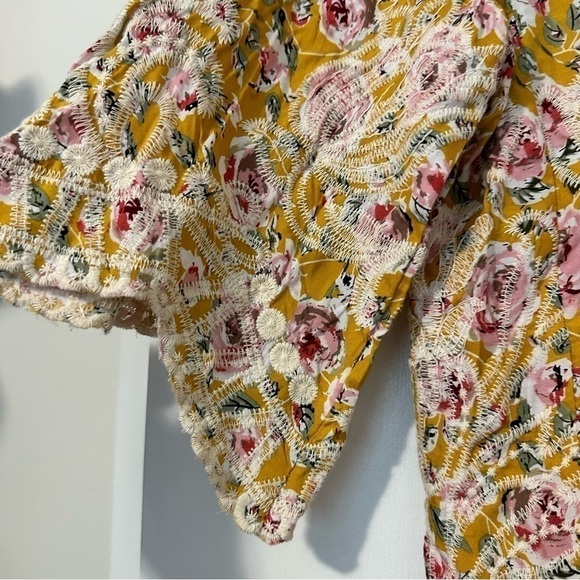 Solitaire Floral Embroidered Top - Picture 3 of 6